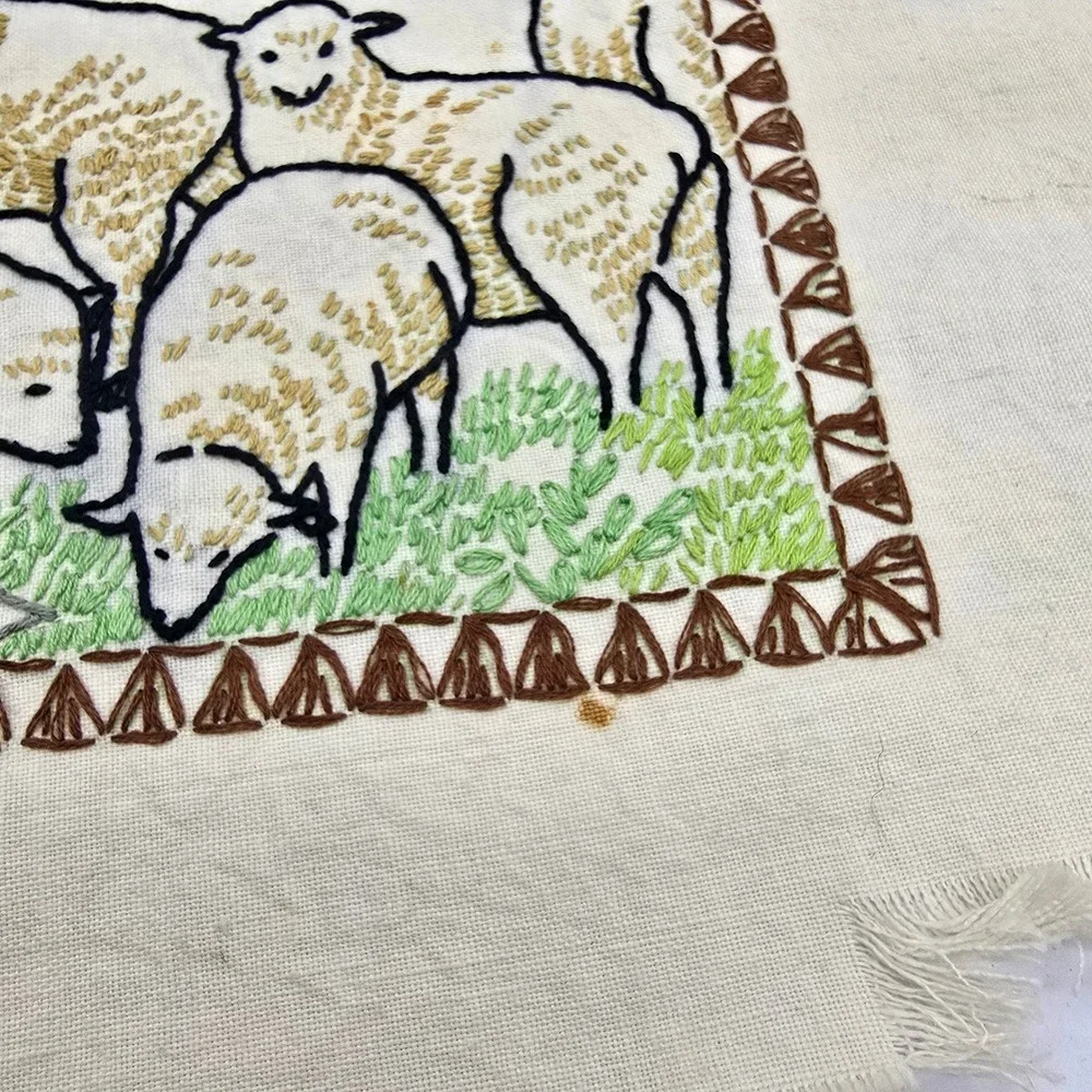 Beautiful Vintage 1940s Hand Embroidered‎ The Lord Is My Shepherd Linen